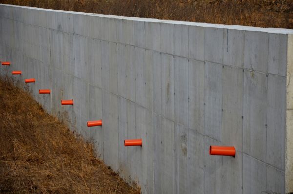 Cost of Retaining Wall Drainage in Trenton